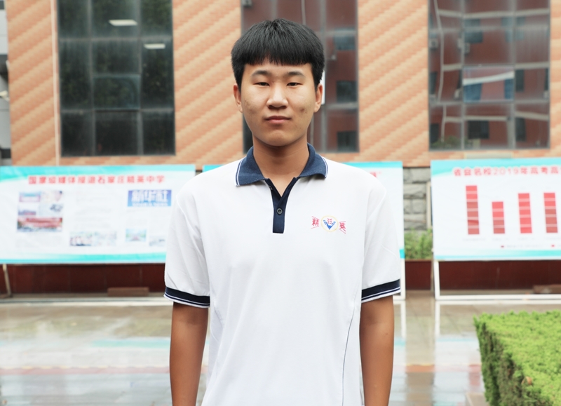 省城第一！澳门金年会app下载官网3人成为空军飞行学员，其中1人被清华大学录取！