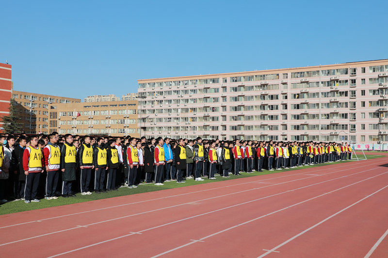 王远哲：心有鸿鹄志，脚踏实地行！