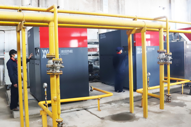 提前供热，让师生身暖心更暖！