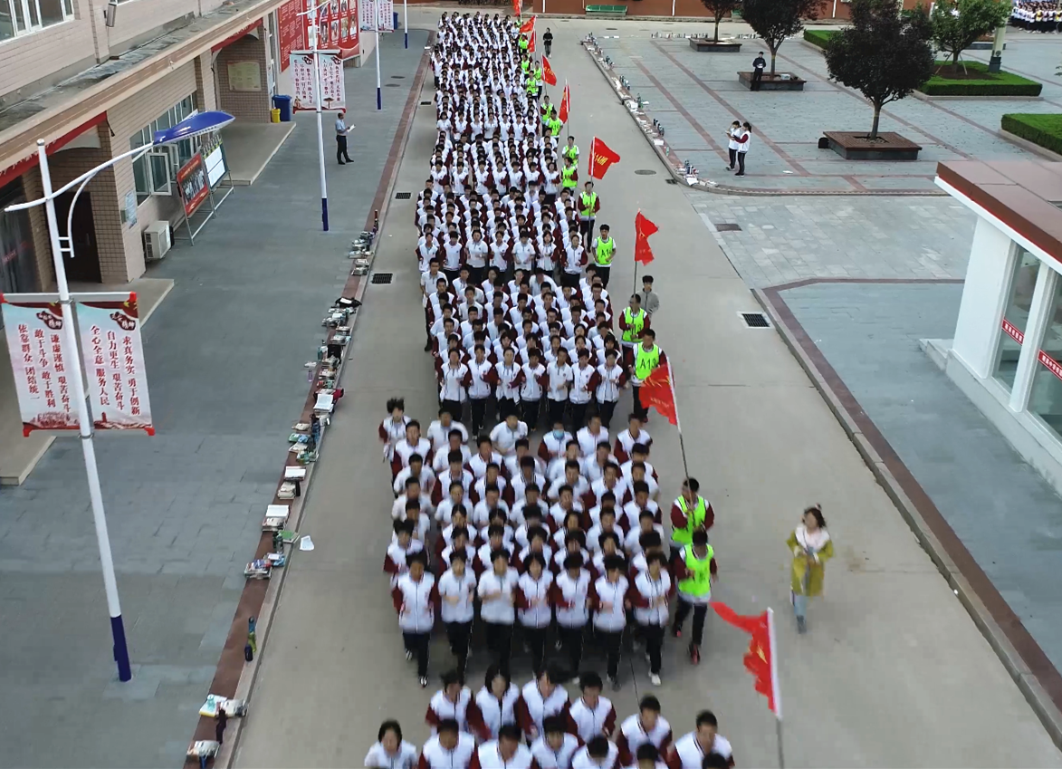 用镜头记录成长：看我澳门金年会app下载官网少年，勇敢追光，乘风破浪！