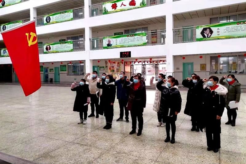 一名党员一面旗　众志成城战疫情