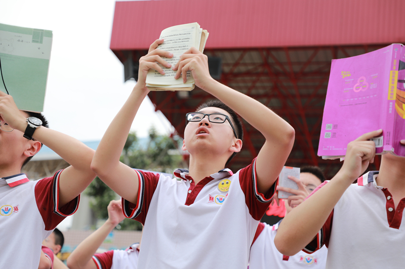 金洪民：所有的梦想都能实现，只要有勇气去追求！